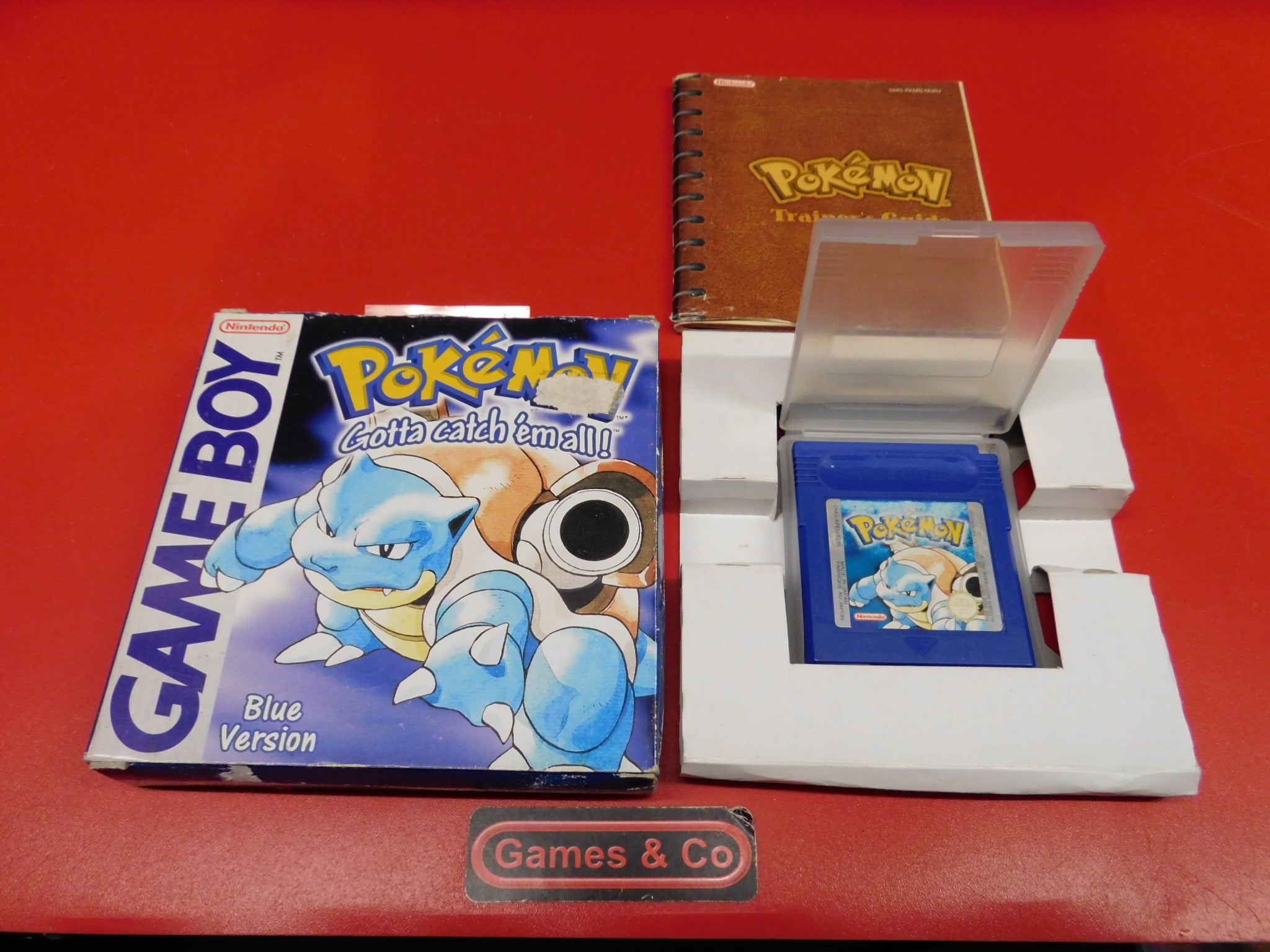 Pokemon Gameboy Game Red Version 1998 Cartridge Authentic Freezes On high quality Start Up.