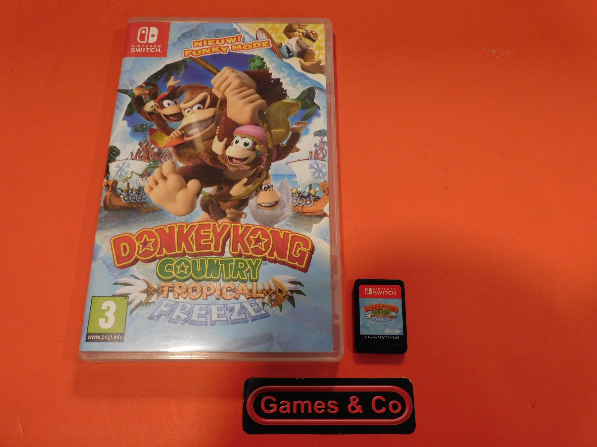 DONKEY KONG COUNTRY TROPICAL FREEZE