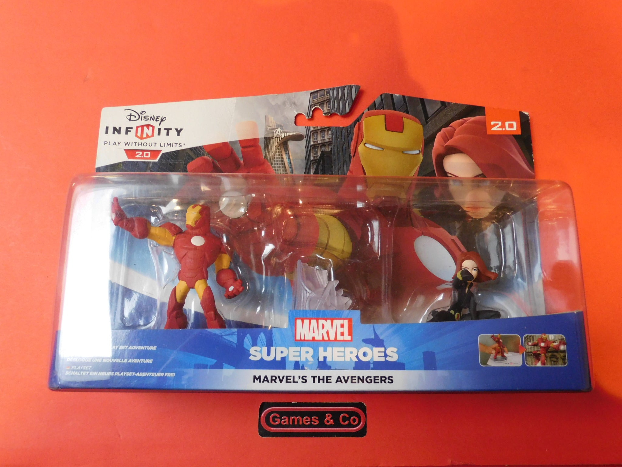 Disney Infinity 2.0 Marvel Super Heroes Play Set / Marvel's The Avengers