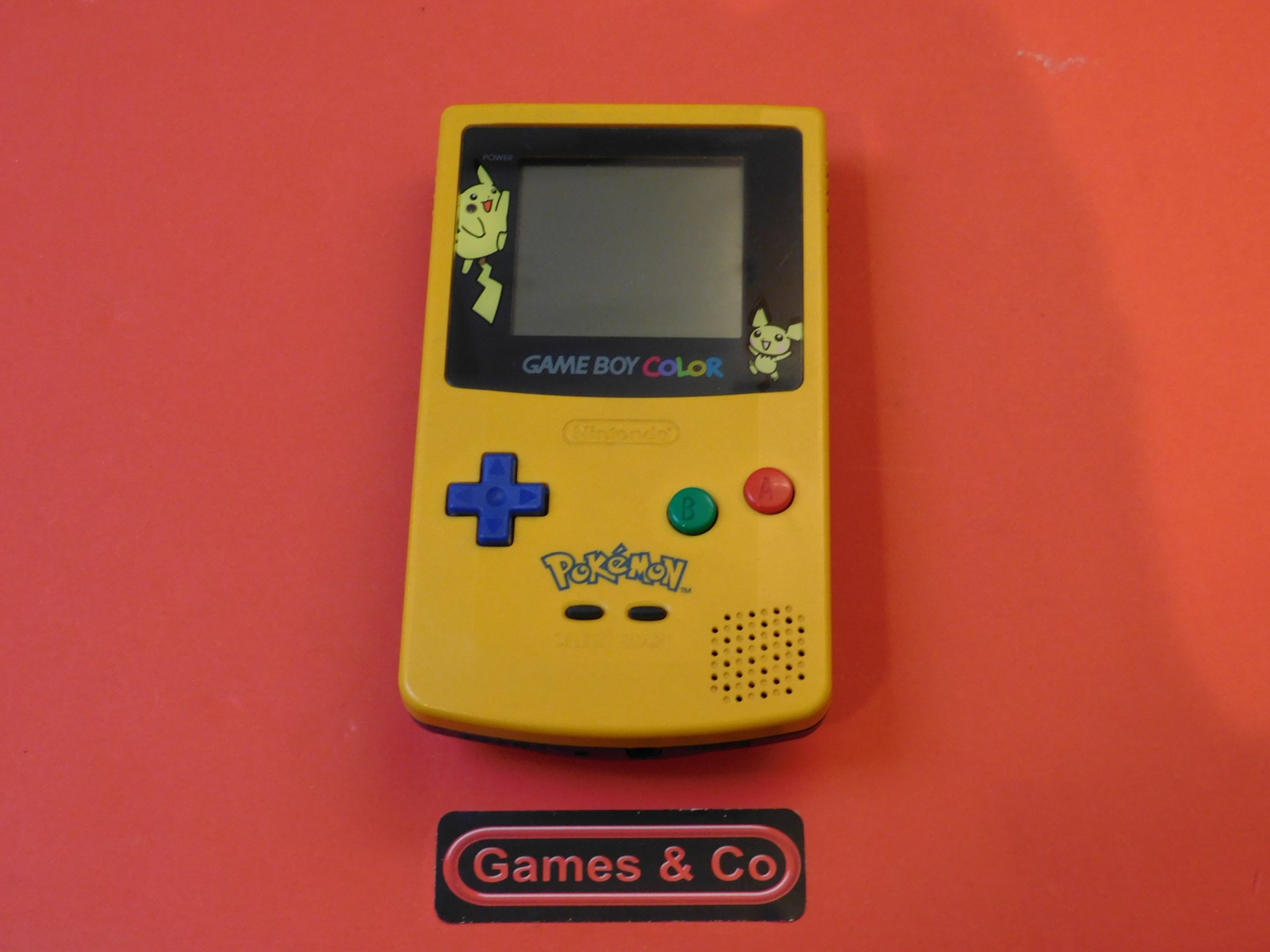 GAME BOY COLOR CONSOLE  -  POKEMON EDITION